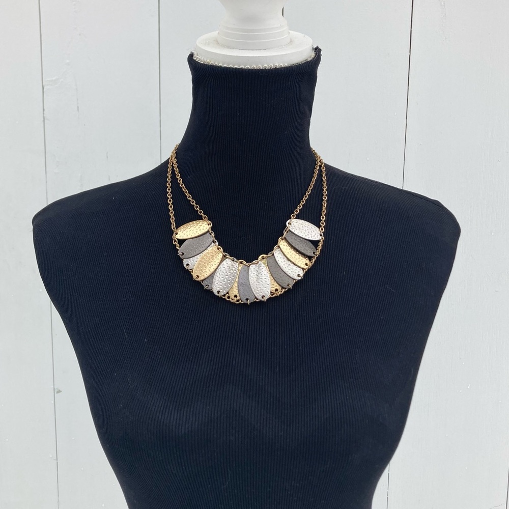 Metallic Necklace - Picture 2 of 2